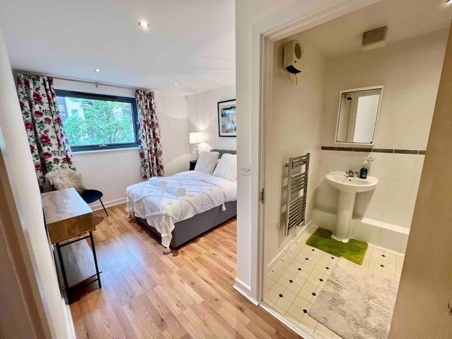 Brownberry Tree Serviced Apartment CBG Exterior foto