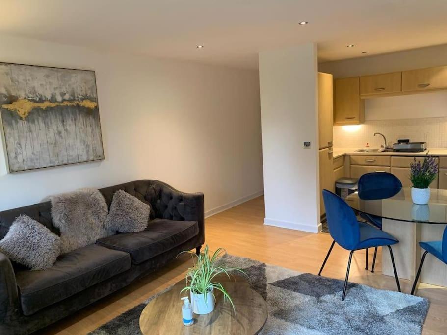 Brownberry Tree Serviced Apartment CBG Exterior foto